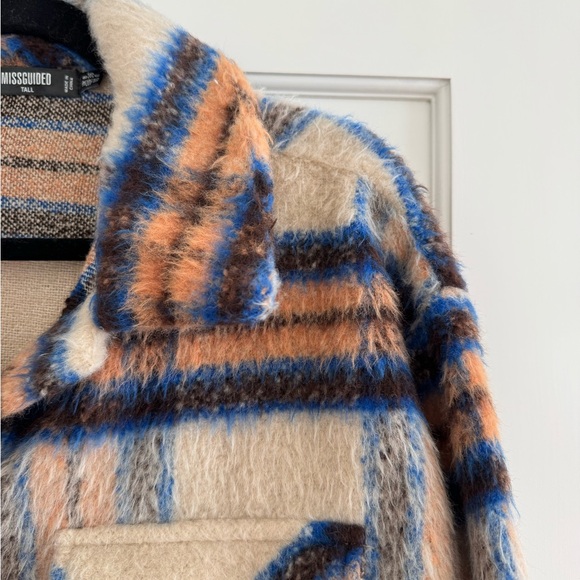 Missguided Plus Plaid Shacket Jacket - Cream, Blue & Brown - Picture 4 of 5